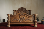 Durable Wooden Bed – Hand-Carved Teak with Premium Craftsmanship